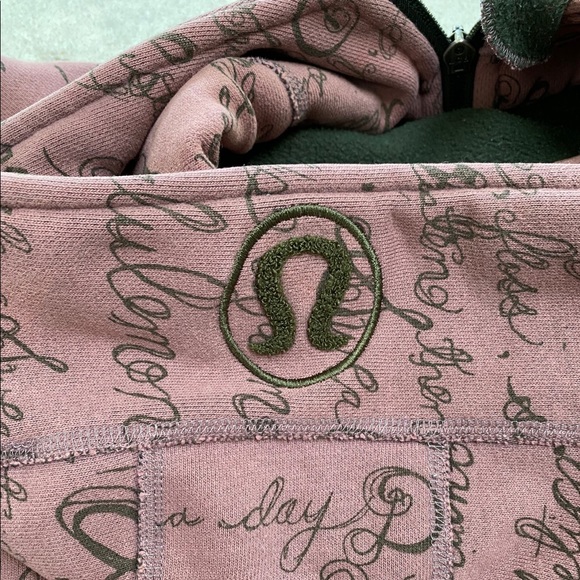 Lululemon Manifesto Scuba Hoodie - Picture 14 of 16